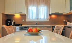 Apartment, Garden Area | Private kitchen - Balconies on Sea - The Garden Apartment (Thasos)