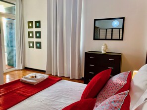 1 bedroom, iron/ironing board, travel crib, free WiFi