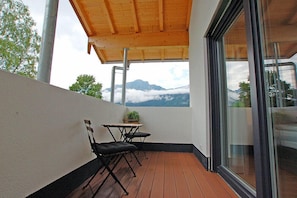 Apartment, Balcony (#3 Deluxe Studio) | Balcony - Boardinghouse Bayerisch Gmain (Bayerisch Gmain)