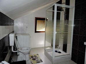 Apartment (9) | Bathroom