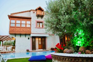 Front of property - La Siempre Alacati (Cesme)