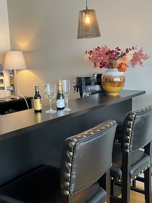 Bar (in der Unterkunft)