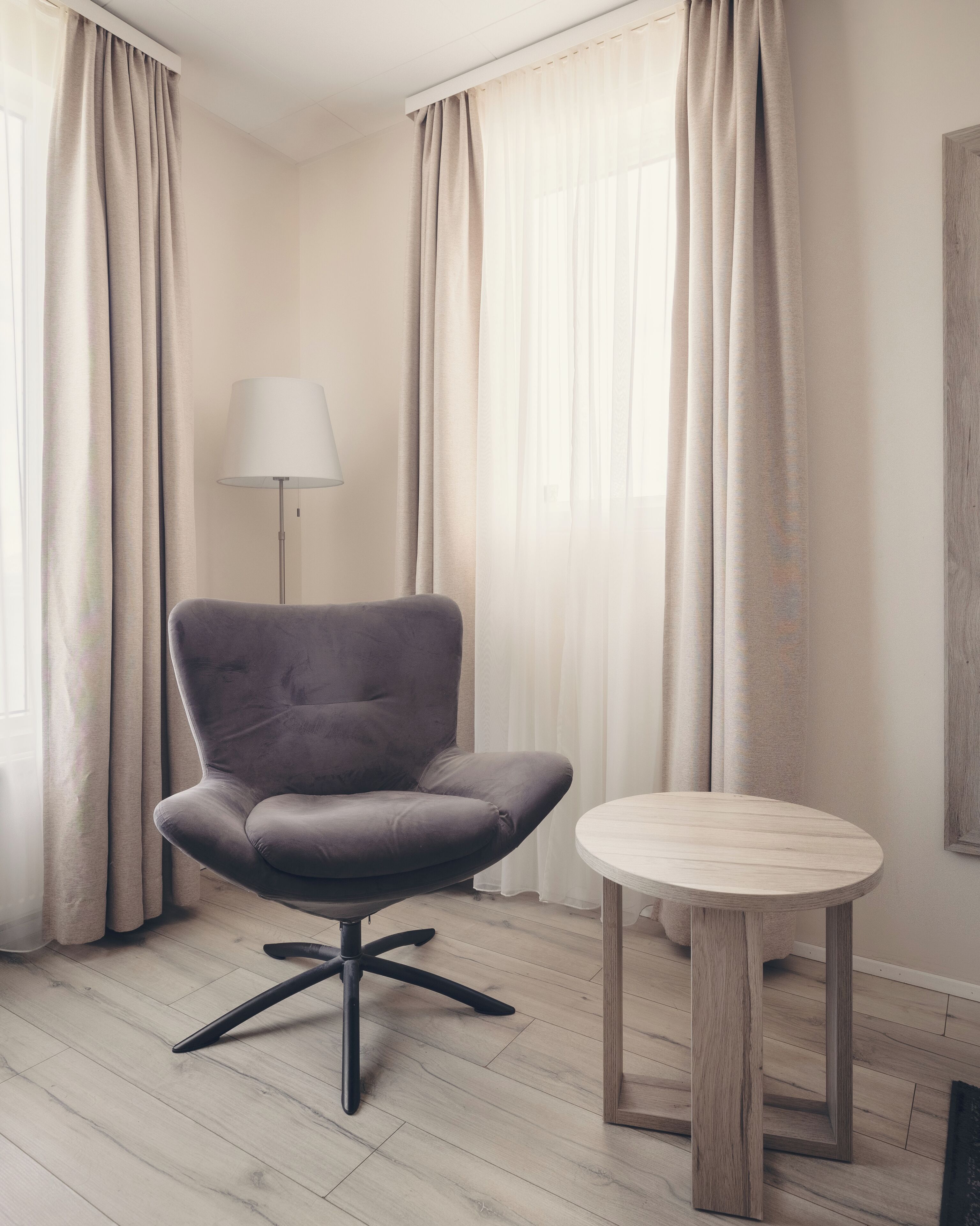 double or twin room, private bathroom | 1 bedroom, desk, blackout curtains, soundproofing