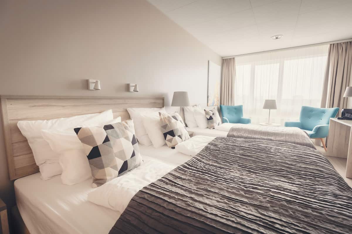 triple room, private bathroom | 1 bedroom, desk, blackout curtains, soundproofing