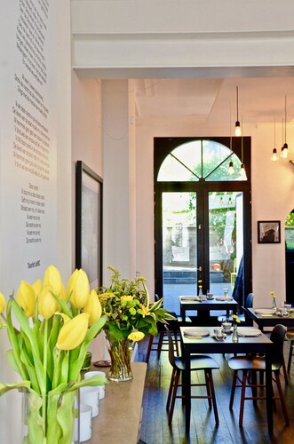 Rock Lobster City Lodge