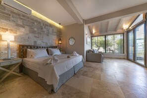 Suite, Sea View | 1 bedroom, in-room safe, soundproofing, free cribs/infant beds - Agorastos Suites (Thasos)