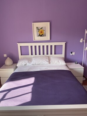 2 dormitorios, tabla de planchar con plancha, wifi gratis y ropa de cama