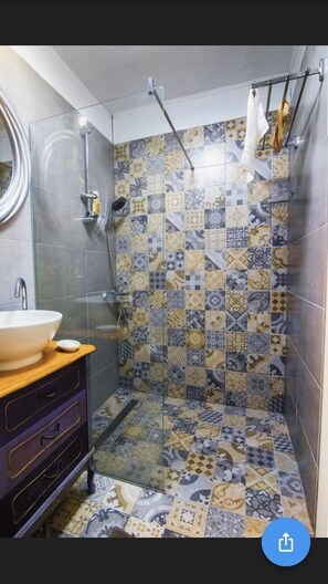 Luxury Room (Forget me not) | Bathroom