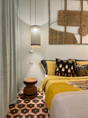 Design Double Room | Individually decorated, individually furnished, desk, laptop workspace