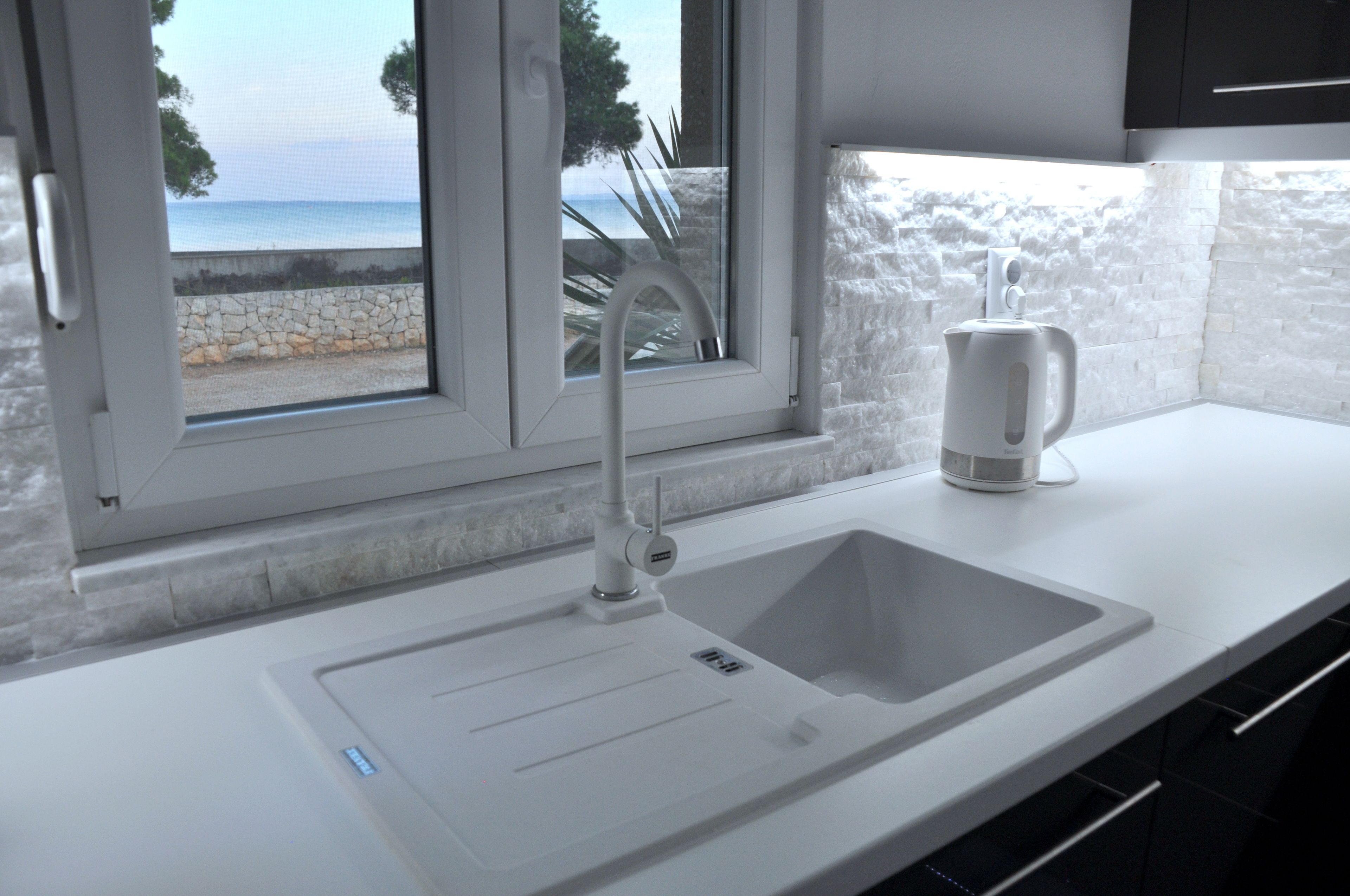 公寓 (3) | 私人廚房 | 雪櫃、微波爐、焗爐、爐具