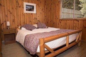 家庭小屋 | 熨斗/熨板、免费 WiFi、床单