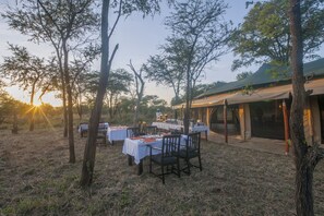 Free daily continental breakfast - Acacia Tarangire Luxury Camp (Tarangire National Park)