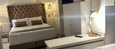 Egyptian cotton sheets, premium bedding, pillow-top beds