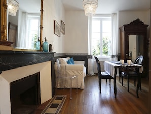 Comfort Apartment, Private Bathroom, City View (RIGNY USSEE) - Nature & Chateaux à Chinon (Chinon)