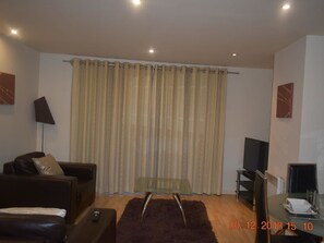 Lounge - Alpha Properties - Masshouse Plaza (Birmingham)