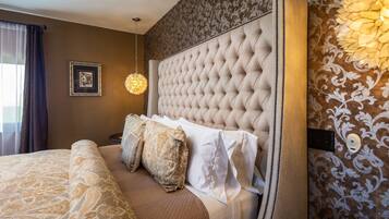 Kamar Double Mewah, 1 Tempat Tidur King, Bebas Asap Rokok, pemandangan kebun anggur | Seprai katun Mesir, seprai premium, dan selimut bulu angsa