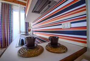 Apartment | Private kitchen | Fridge, oven, stovetop, dishwasher - Residence Cala Paura - Vecchio Frack (Polignano a Mare)