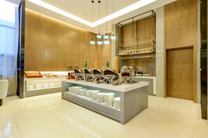 Petit déjeuner buffet