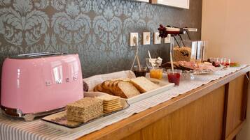 Petit déjeuner continental compris tous les jours