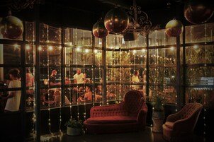 Salón lounge en el lobby