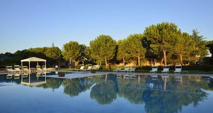 Four-room apartment with 3 double bedrooms and 2 bathrooms