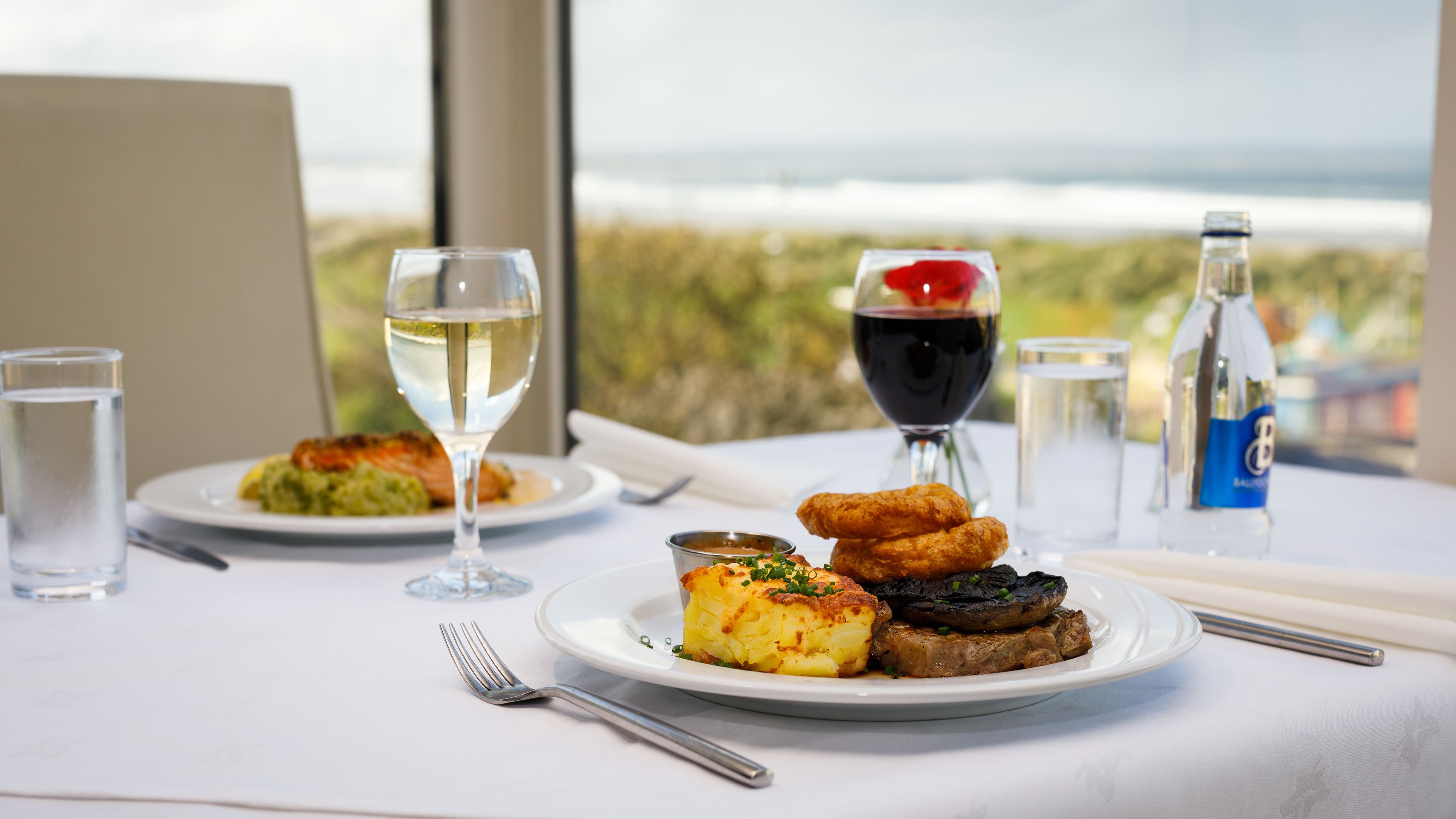 lunch and dinner served