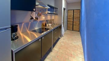 Appartement, 1 chambre, terrasse, vue vallée (Xelb) | Cuisine privée | Réfrigérateur dans l'espace commun, micro-ondes dans l'espace commun