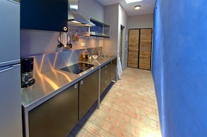 Apartment, 1 Bedroom, Terrace, Valley View (Xelb) | Private kitchen | Fridge, microwave, high chair