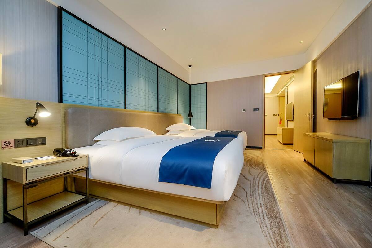 Business Twin Room | Free WiFi