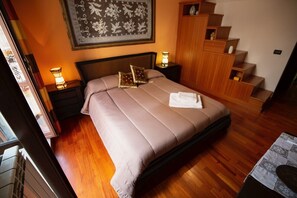 2 室のベッドルーム、アイロン / アイロン台、WiFi、ベッドシーツ
