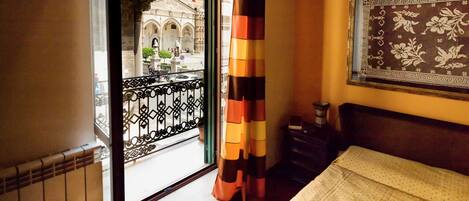 2 間睡房、熨斗/熨衫板、Wi-Fi、床單