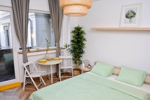 1 camera, Wi-Fi gratuito