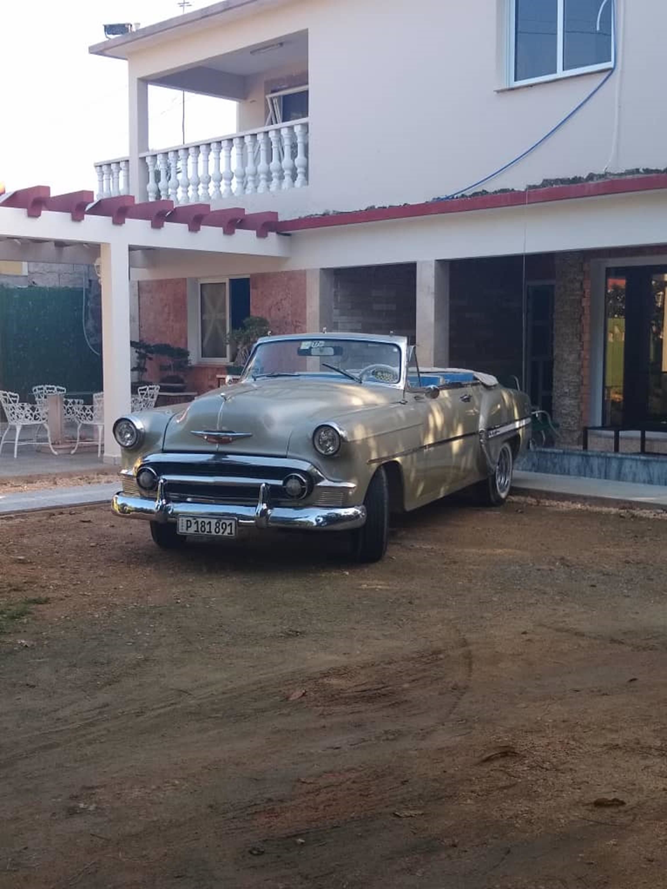 Estacionamiento (USD 2 por noche)