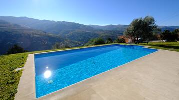 Pool | Outdoor pool