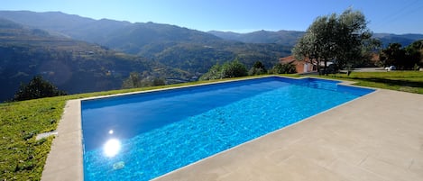 Piscine extérieure
