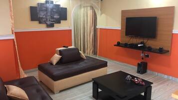 Apartemen Keluarga | Area keluarga | TV