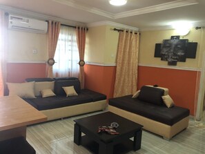 Interior - Pent House Appartment (Lagos)