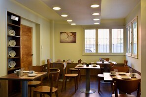 Food court - Andino Bed & Breakfast (Santiago)