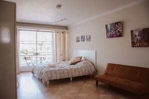 Apartment, 1 Schlafzimmer | 1 Schlafzimmer, individuell dekoriert, individuell eingerichtet