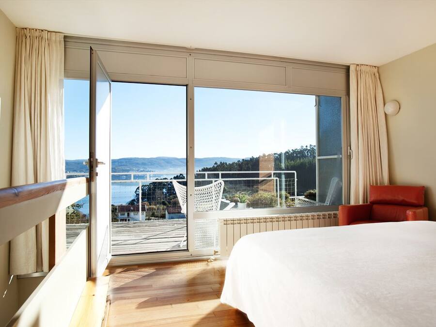 Deluxe Duplex, 1 Queen Bed, Terrace, Ocean View