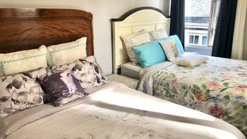 1 bedroom, desk, iron/ironing board, free WiFi