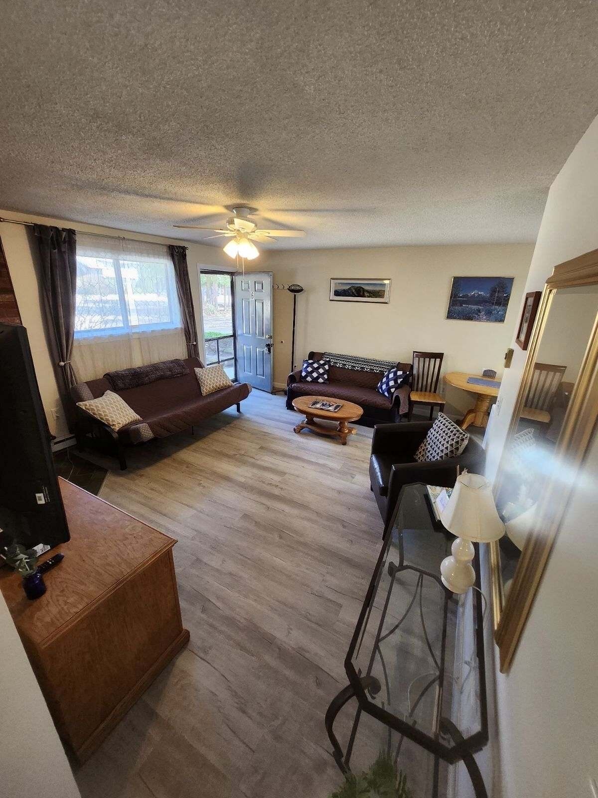 TV, Netflix, streaming services