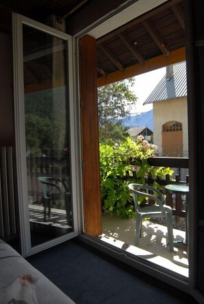 Habitación doble, baño privado | Vistas desde la habitación