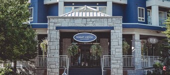 Pet-Friendly | Whistler | Shuttle, Pool + Hot Tub