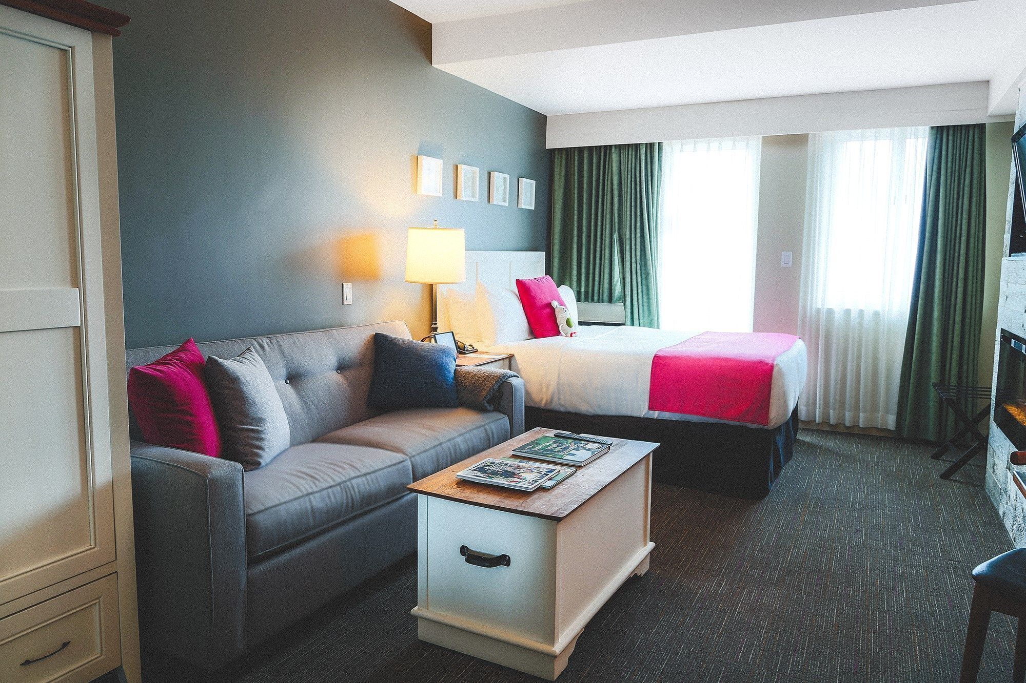 1 bedroom, in-room safe, iron/ironing board, free WiFi