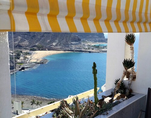 Appartement met 180 graden panoramisch uitzicht op zee en de bergen in het warme zuiden van Gran Canaria