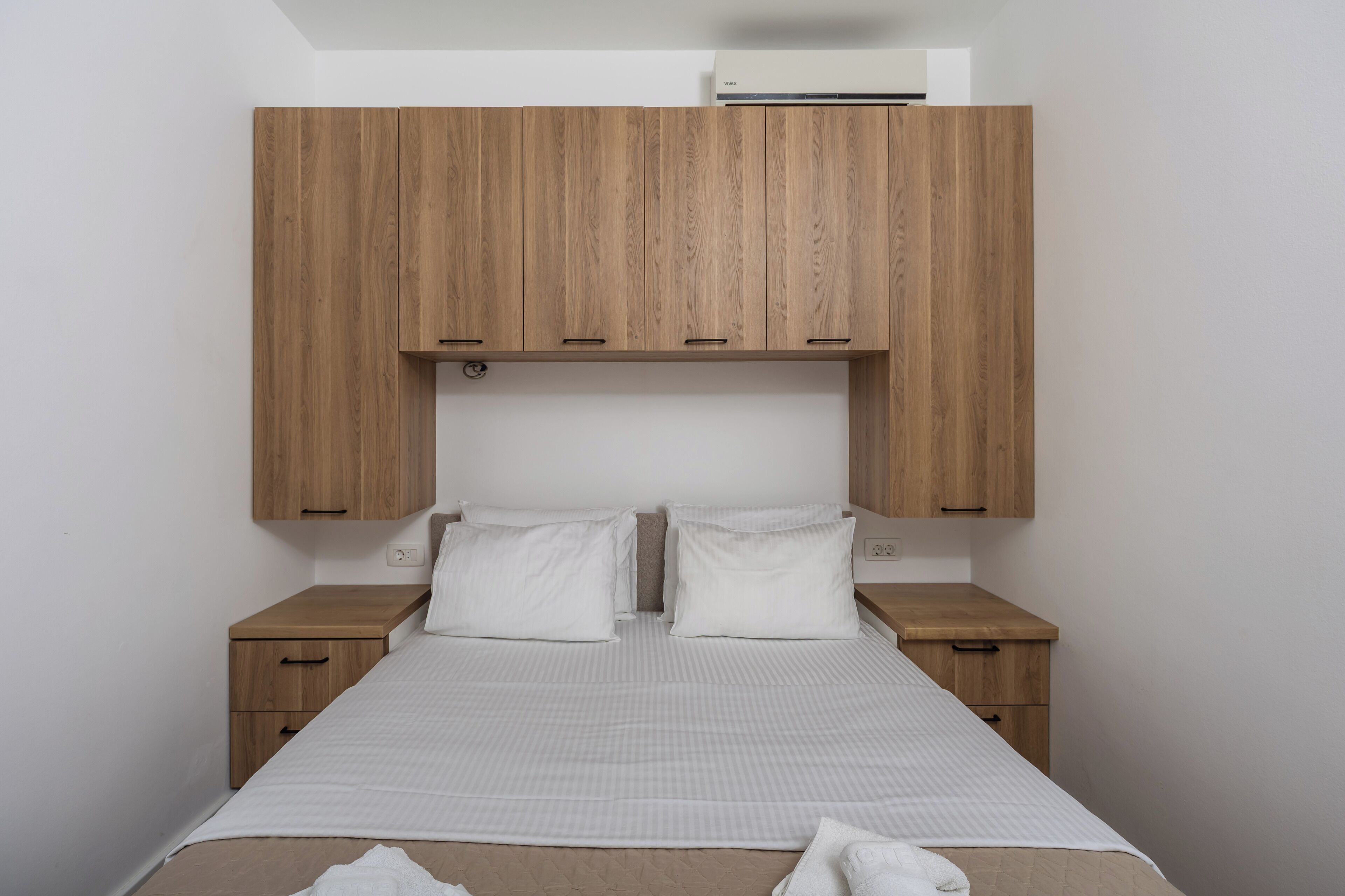 스탠다드 아파트, 침실 1개, 금연, 부분 바다 전망 | 각각 다른 스타일의 인테리어, 각각 다르게 가구 비치, 책상, 다리미/다리미판