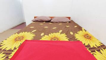 Kamar Standar | Meja kerja dan Wi-Fi gratis