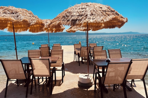 Beach bar
