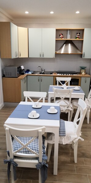 Café da manhã continental grátis todos os dias